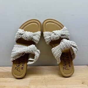 NWOB Blowfish Malibu Ashland Slide Sandals With Bow Detailed Straps. Size 7